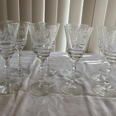 Set of 8 vintage etched crystal wine goblets