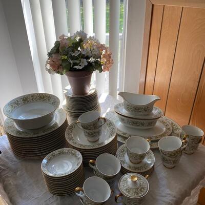 Set of vintage Sango china, Japan