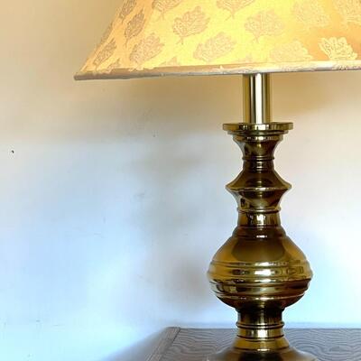 Lot 103 Brass Table Lamp Damask Shade Asian Finial 30