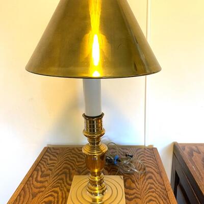 Lot 105 Vintage Candle Stick Table Lamp Brass 23