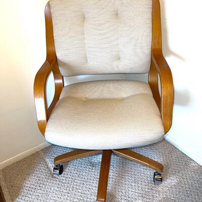 Lot 108 Steelcase Desk Chair Upholstered with Bent Wood Arms 5 Legs w/Chrome Casters