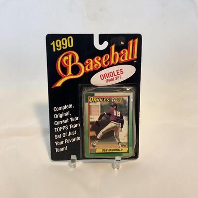 500  Topps 1990 Baseball Orioles Team Complete, Original Set.