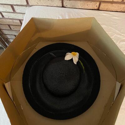 Vintage mesh hat from Gus Mayer, Mr. Phil, NY, in Gus Mayer hat box