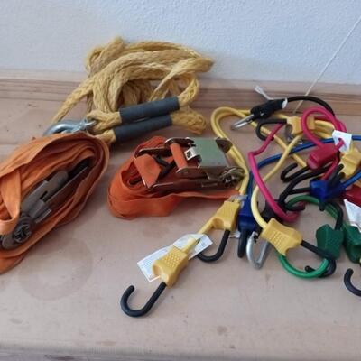 LOT 7  RATCHET STRAPS, TOWING ROPE AND BUNGE CORDS