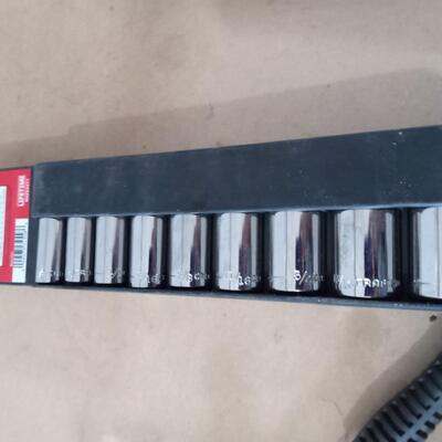 LOT 14  CRAFTSMAN INCH AND METRIC DEEP SOCKET SET WITH RATCHETS