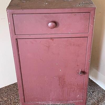 Lot 135 Vintage Metal Utility Cabinet 36