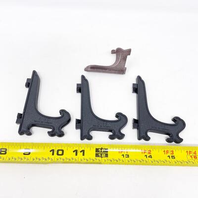 MINI PLASTIC PLATE DISPLAY STANDS, SET OF 4