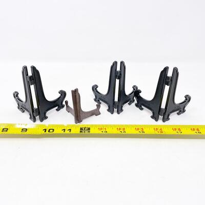 MINI PLASTIC PLATE DISPLAY STANDS, SET OF 4