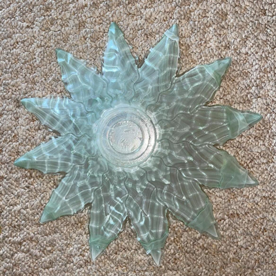 Lot 160 Contemporary Art Glass Petal / Starburst Bowl Pale Mint Green 15