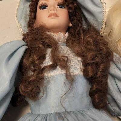 Large Lot Franklin Heirloom Dolls and others