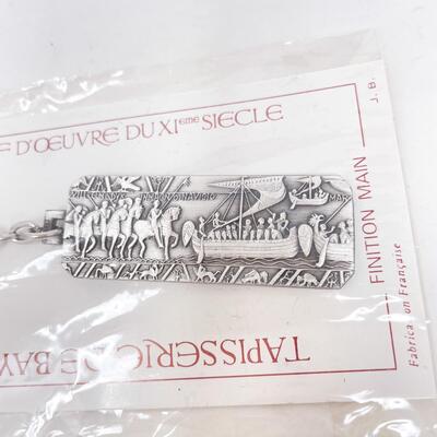 BAYEUX TAPESTRY KEYCHAIN - MADE IN FRANCE
