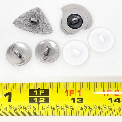 ASSORTED FANCY BUTTON BUNDLE