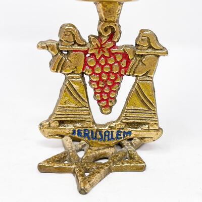 â€œJERUSALEMâ€ JEWISH BRASS CANDLE HOLDER W/ RED TAPER