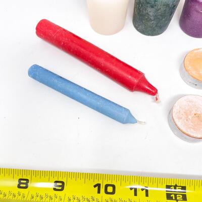 UNUSED COLORFUL CANDLE BUNDLE