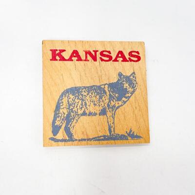 WOODEN â€œKANSASâ€ COYOTE MAGNET - VANDERCRAFT