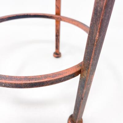 FLEUR DE LIS METAL PLANT STAND
