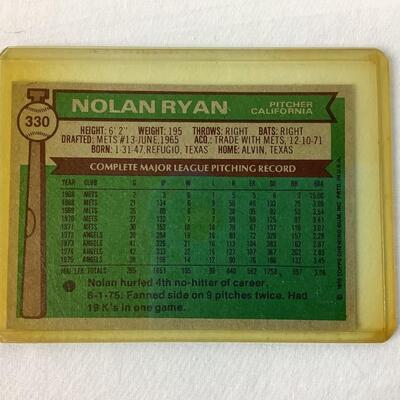 520  Vintage 1976 Topps Nolan Ryan California Angels #330 Baseball Card