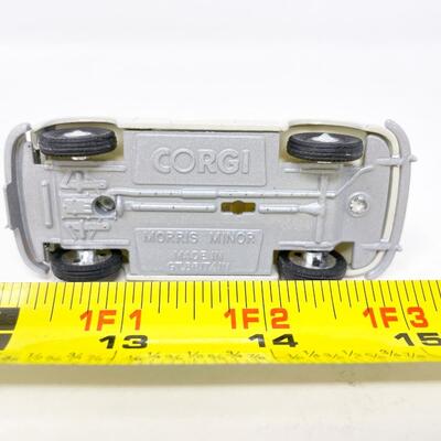 CORGI MORRIS MINOR DIECAST CAR