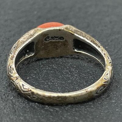925 STERLING SILVER RING W/ ORANGE STONE - SIZE 9.5