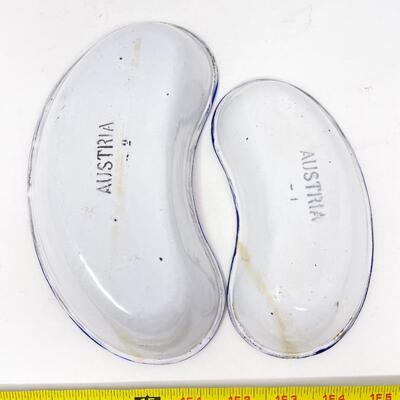 VINTAGE KIDNEY SHAPED ENAMEL TRAYS - AUSTRIA