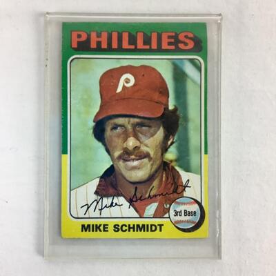 538  Vintage 1975 Topps Mike Schmidt Philadelphia Phillies #70 Baseball Card