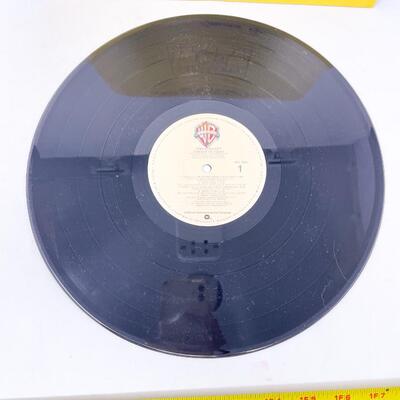1981 ROD STEWART â€œTONIGHT Iâ€™M YOURSâ€ VINYL RECORD