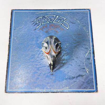 1976 THE EAGLES â€œTHEIR GREATEST HITSâ€ VINYL RECORD