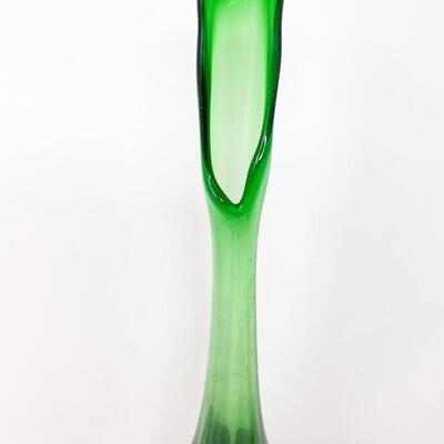 VINTAGE VIKING GREEN GLASS SWUNG VASE