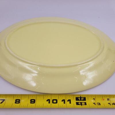 LU-RAY PASTELS MEDIUM SIZE YELLOW PLATTER