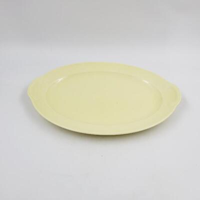 LU-RAY PASTELS MEDIUM SIZE YELLOW PLATTER