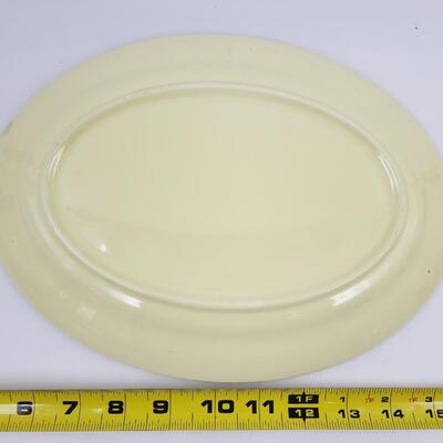 LU-RAY PASTELS MEDIUM SIZE YELLOW PLATTER
