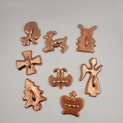 SET OF COPPER TONED COOKIE CUTTERS
