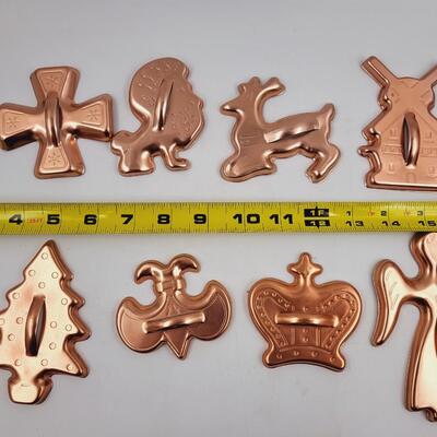 SET OF COPPER TONED COOKIE CUTTERS