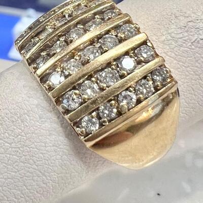 14K yellow gold diamond ring