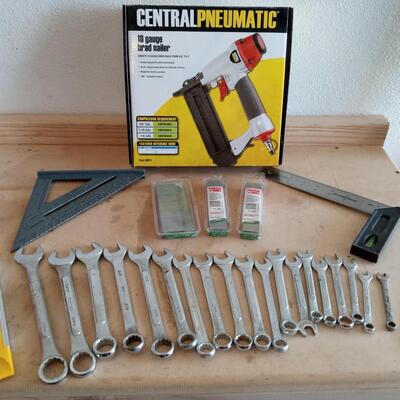 LOT 151  PNEUMATIC NAILER/STAPLER, COMBINATION WRENCHES AND MORE