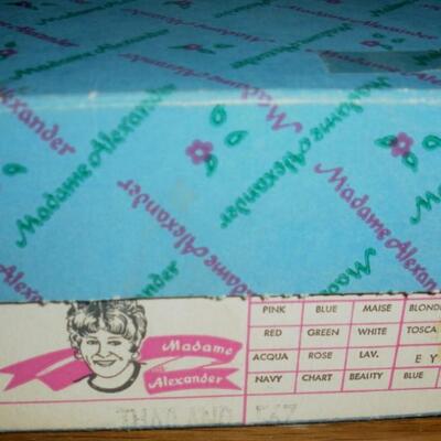 1976 Madame Alexander Thailand #567 in original box