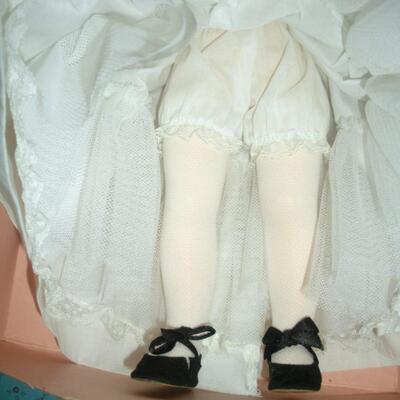 1989 Madame Alexander Emily Dickinson #1587 from Classic Series.  Only made one year.