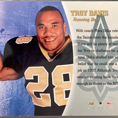 Troy Davis Saints Autographed 8x10 Football Card