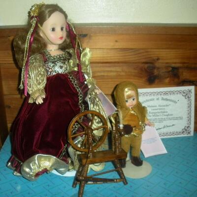 1992 Madame Alexander Rumplestiltskin and The Miller's Daughter in box with Spinning Wheel RARE!