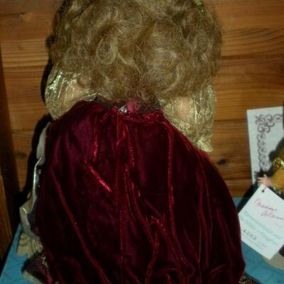 1992 Madame Alexander Rumplestiltskin and The Miller's Daughter in box with Spinning Wheel RARE!