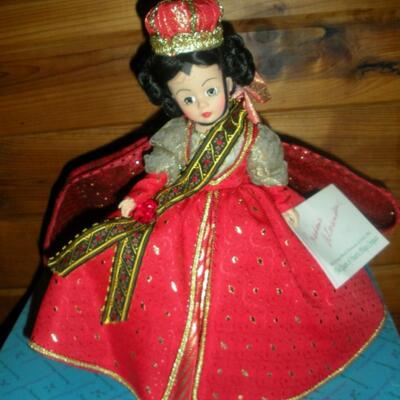 1992 WDWC Queen of Hearts Croquet Set ~ 10" doll with Pink Flamingo and hedgehog ~ Flamingo as is