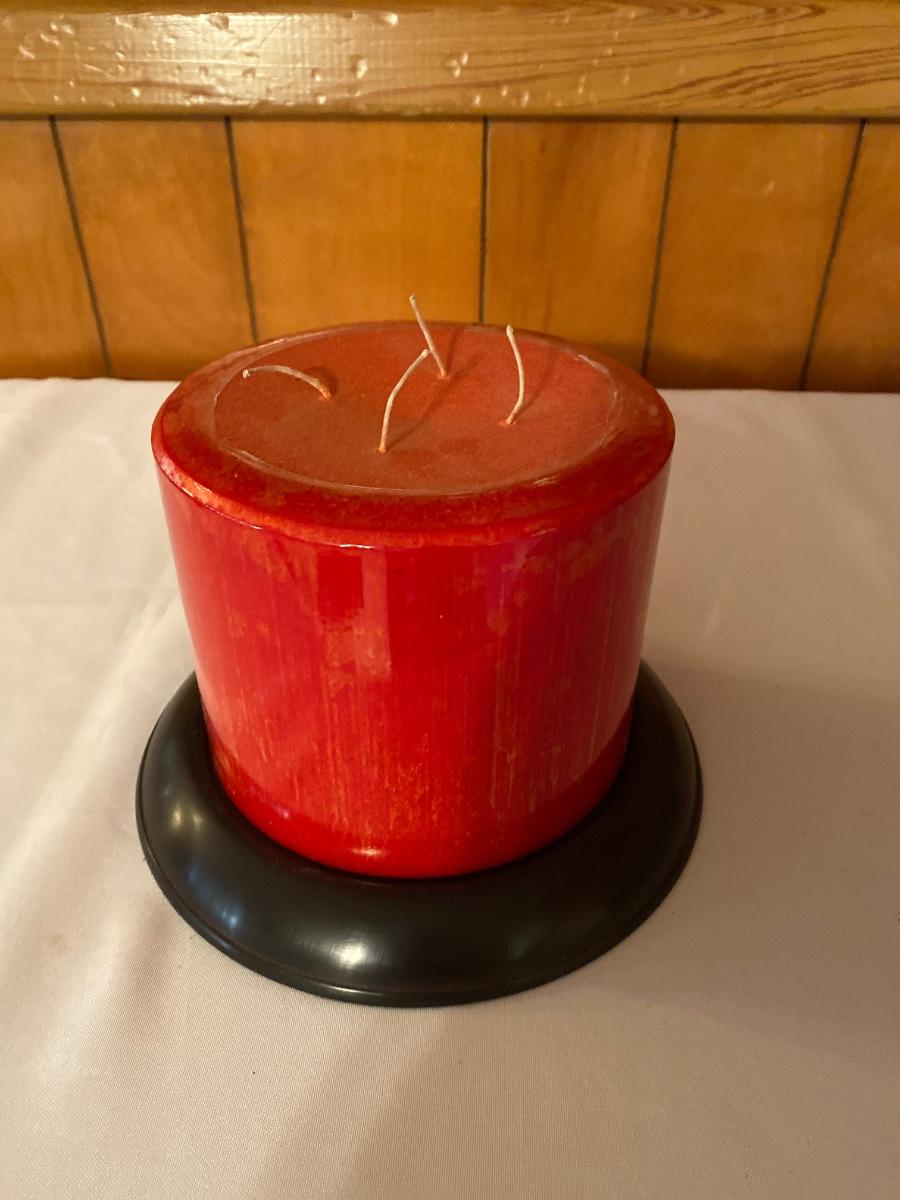Large 4wick candle on stand