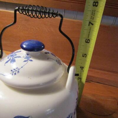 Vintage Tea Pot Blue Onion Type Pattern, Wire Handle