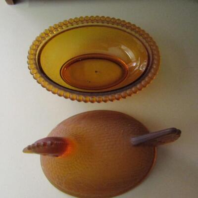 Vintage Amber Glass Nesting Hen