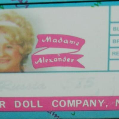Madame Alexander 8" Russia Doll from International Collection in box #585