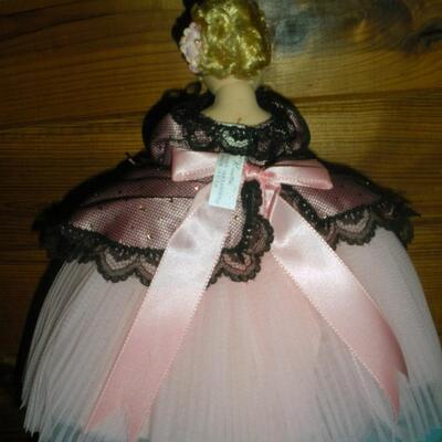 1987 Madame Alexander 10" Rosette Portrette #1115 in Original Box