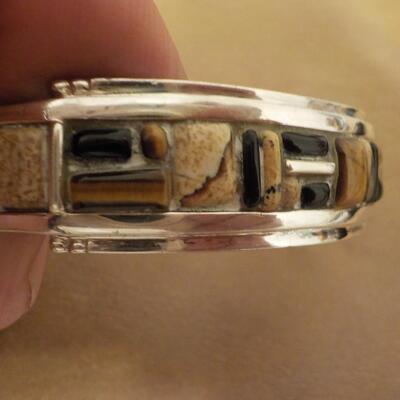 Sterling silver stone inlay curb Bangle.