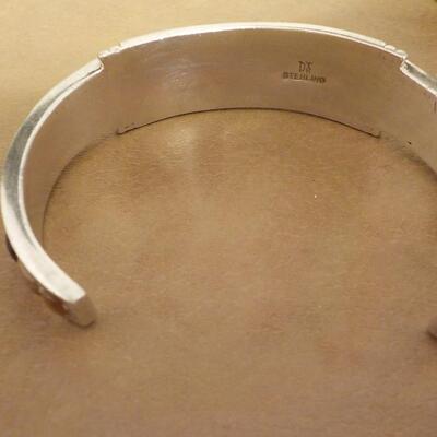 Sterling silver stone inlay curb Bangle.