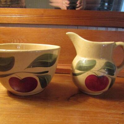 Two Small Apple Theme Serving Pieces by Watt