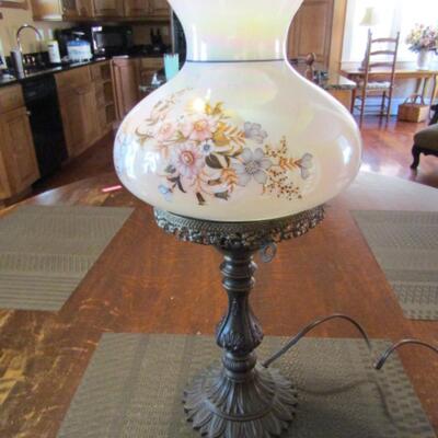 Decorative Metal Post Table Top Lamp with Hand Painted Glass Shade